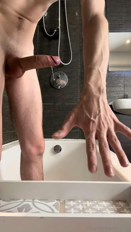 tombakerx main image