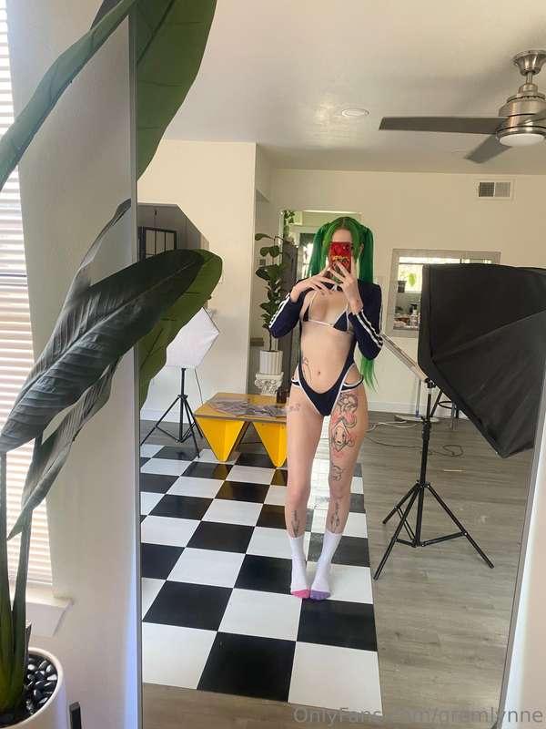 Shooting some anal content this week 💙