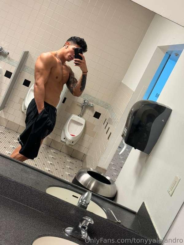 What you wanna do? 👀