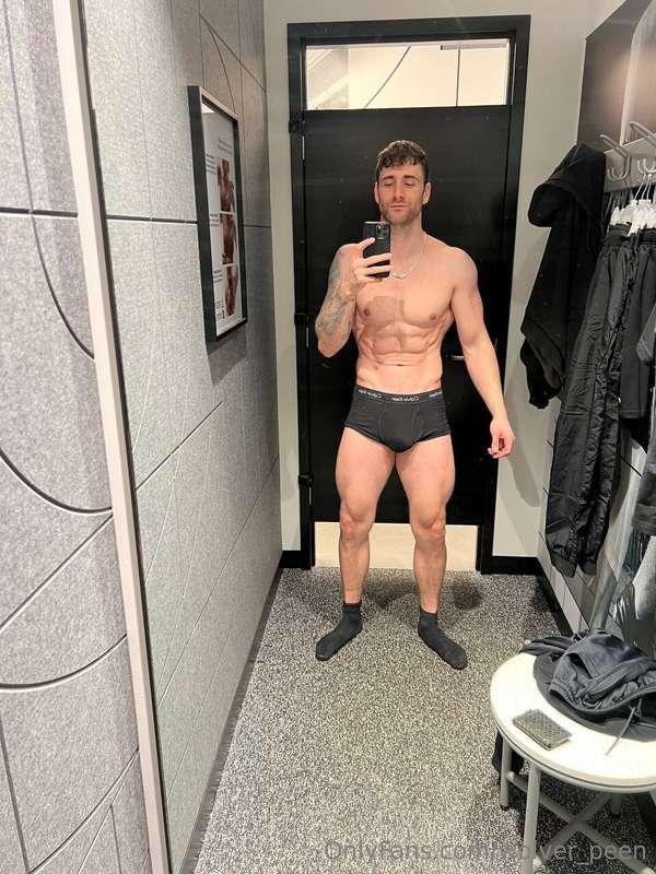 Would you fuck me in this dressing room? 😈