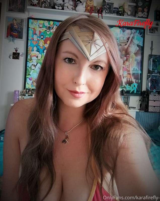 Wonder Woman Cosplay Set part 1, I really enjoyed dressing u..
