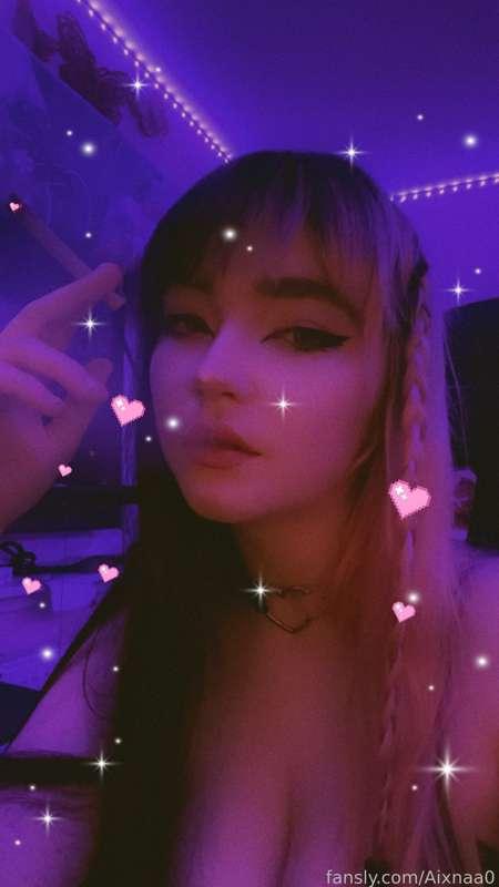 I’m going to change up a lot of things on my page including the type of content i post! ❤️
Topless nudity is something i’ve been exploring and gaining quite some confidence in. so i’ve decided to make it a regular part of this page 😋 
Boobs. we love em 🥰