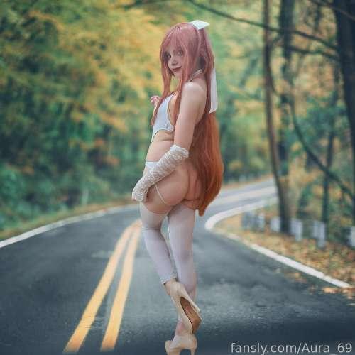 Walk with me, until we both go very horny ❤️🍂