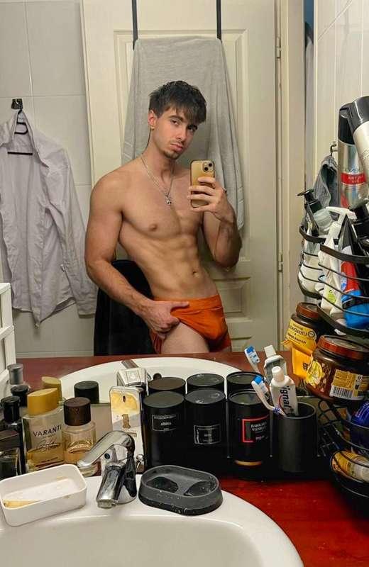 The new French meat!😜 🥩 Get a free trial to this exclusive b..