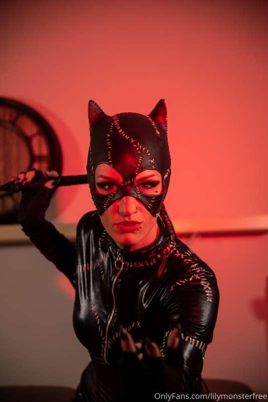 lilymonsterfree image #16