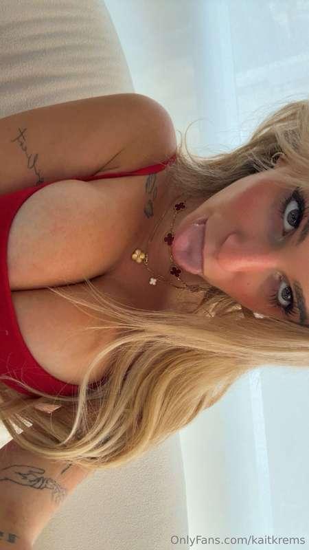 would u put it in between my titties? (as friends ofc)