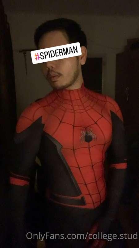 🕸🕷🕷🫵