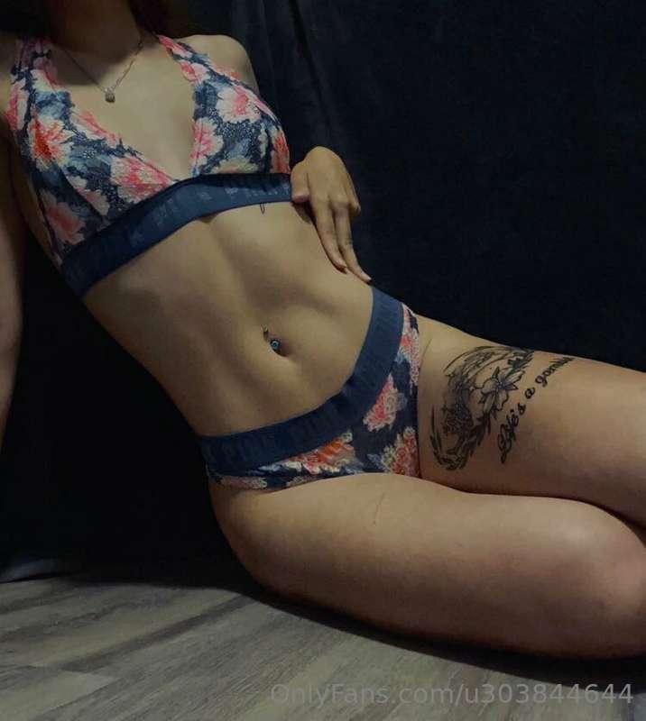 Happy Friday babes 😘🫶🏼
