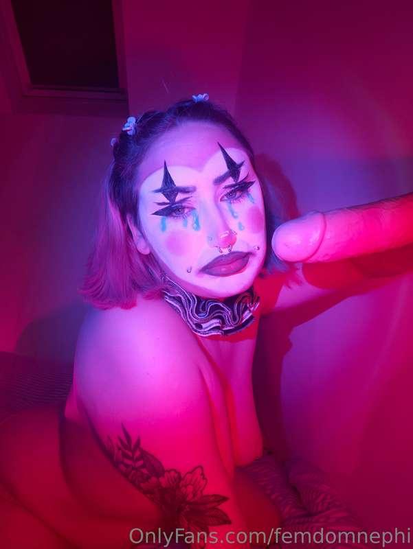 Sad clown girl made happy by sucking big cock 🥰