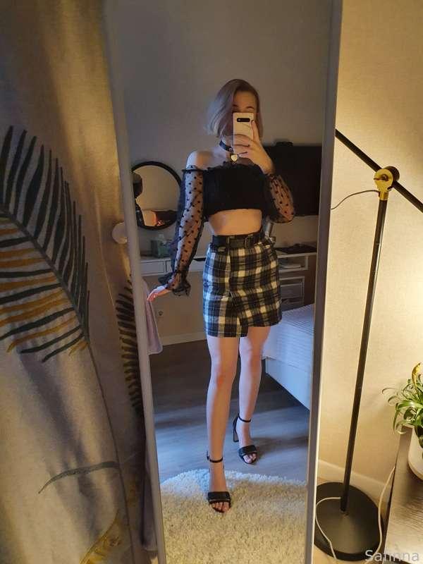 🌸 I'm going to go out with your friend, honey, is it a good outfit for that? 🌸


𓆩♡𓆪 #blonde #fyp #tits #smalltits #teasing #skirt #feet #horny #teen #petite 𓆩♡𓆪