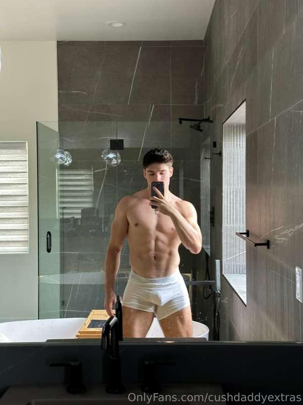 How deep will you be able to take it in? 🍆