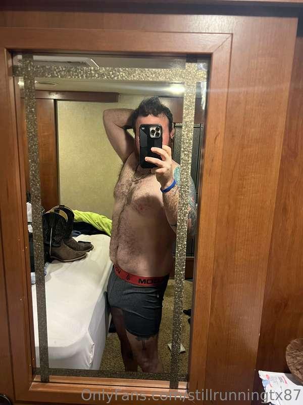 Happy Fri-Yay! Dad bod out this morning! 😉 Have a great week..