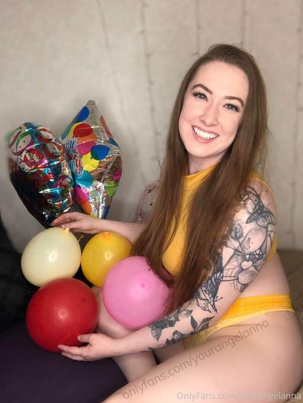 My birthday month is officially over!! I’m sorry I didn’t re..