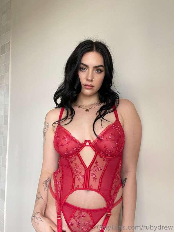 Im feeling sexy and sultry today! ❤️🌹