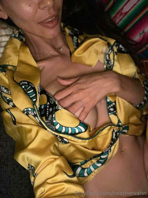 Should I take it all off? 🙄🤭