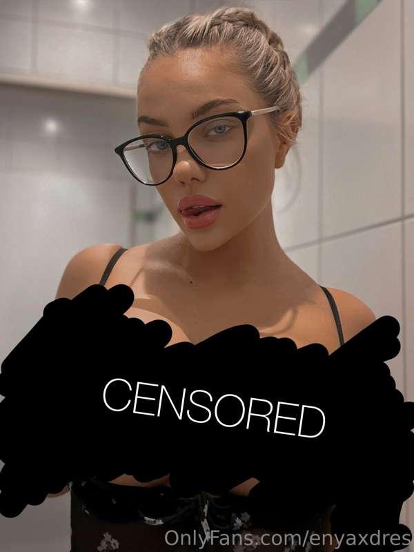 Titties n‘ Twerk 🍑🔥 Watch me shake my kinky ass and enjoy my..