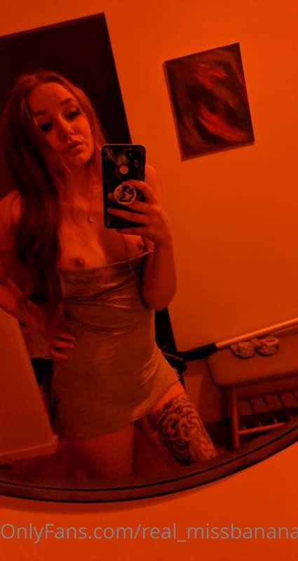 Getting hard? I'd love to see your cock if it is ❤️😘