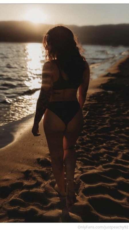 🍑 🌅