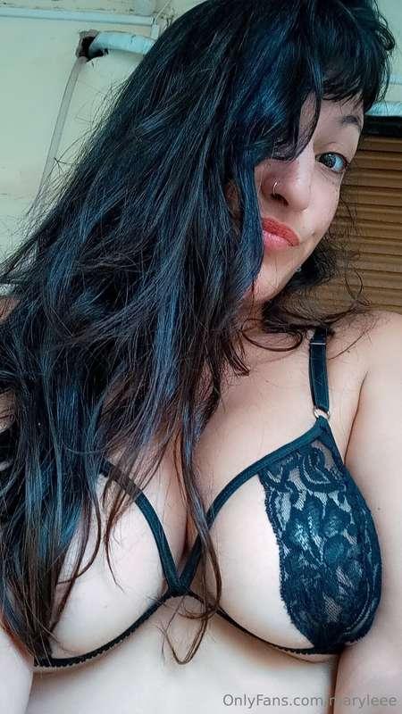 Look how sexy I am right now.🫦👀