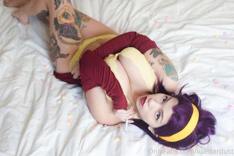 Faye Valentine! This was my first set for Patreon & it was V..