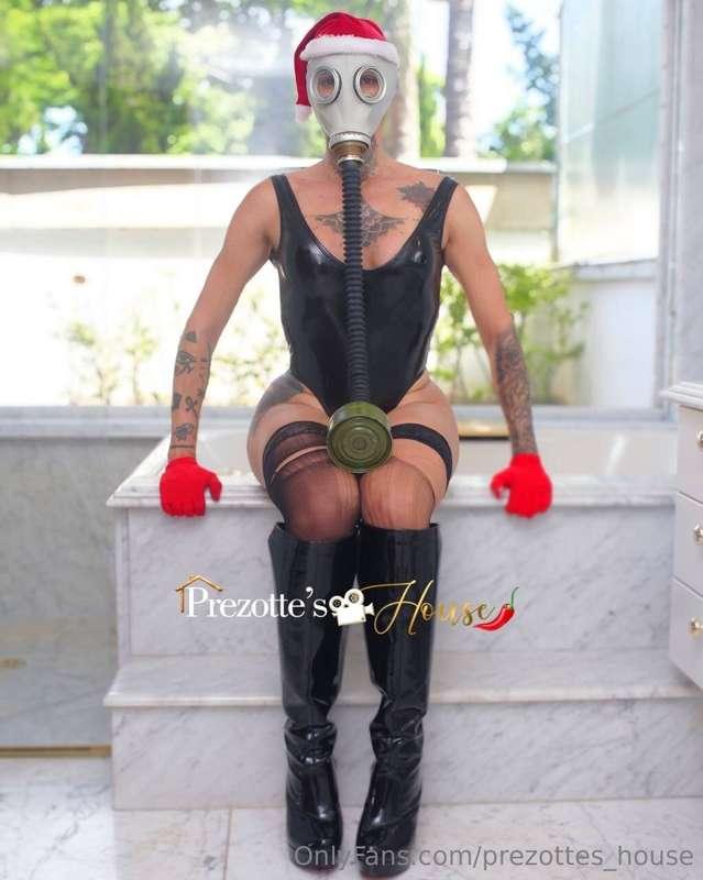 Costume mask 🫦