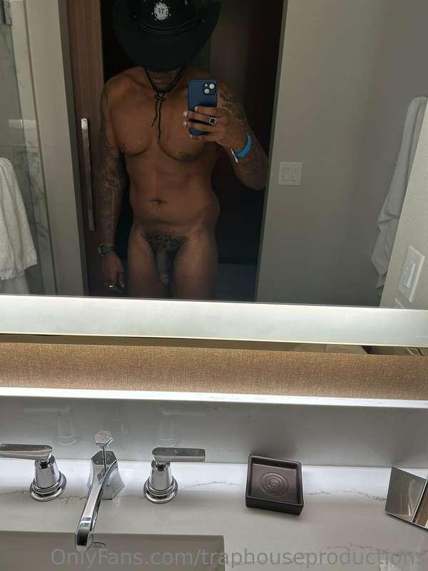 Primal just being a weirdo trying to figure out what we shou..