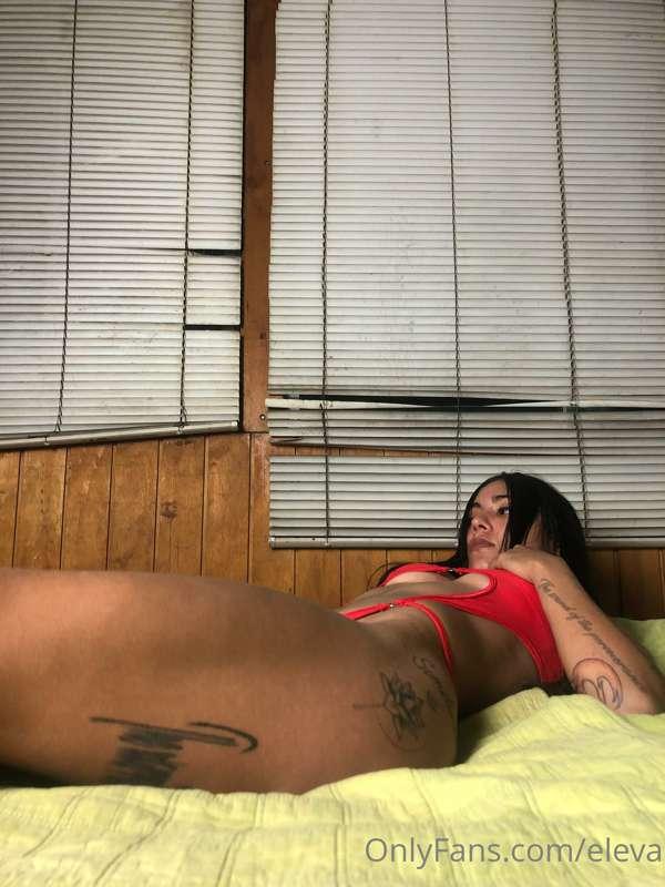 Me encanta el rojo ❤️❤️
Buen día bbs! 😽