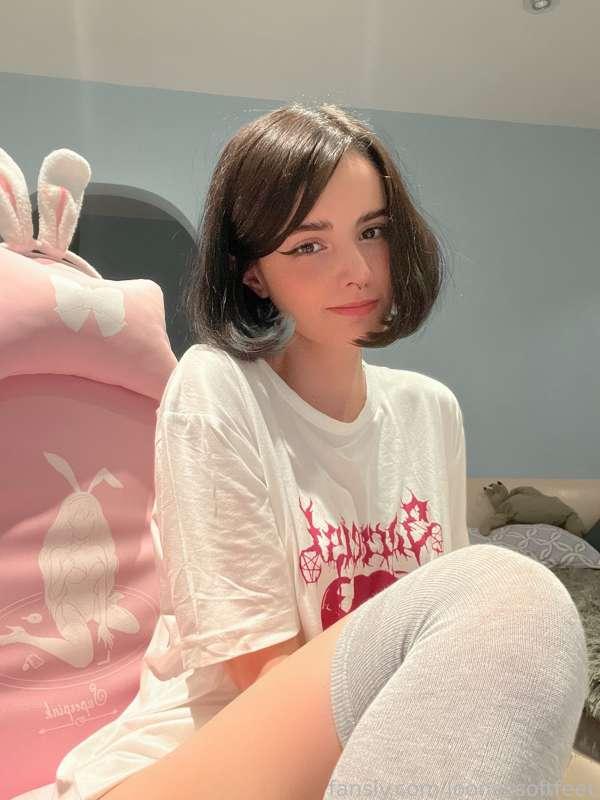 loonassoftfeet image #3