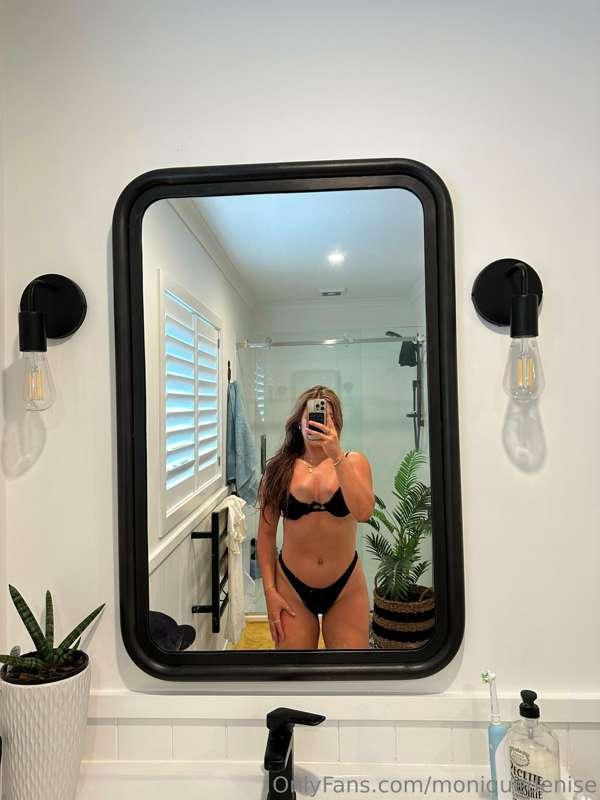 i layed outside all day today and my tan lines are next leve..