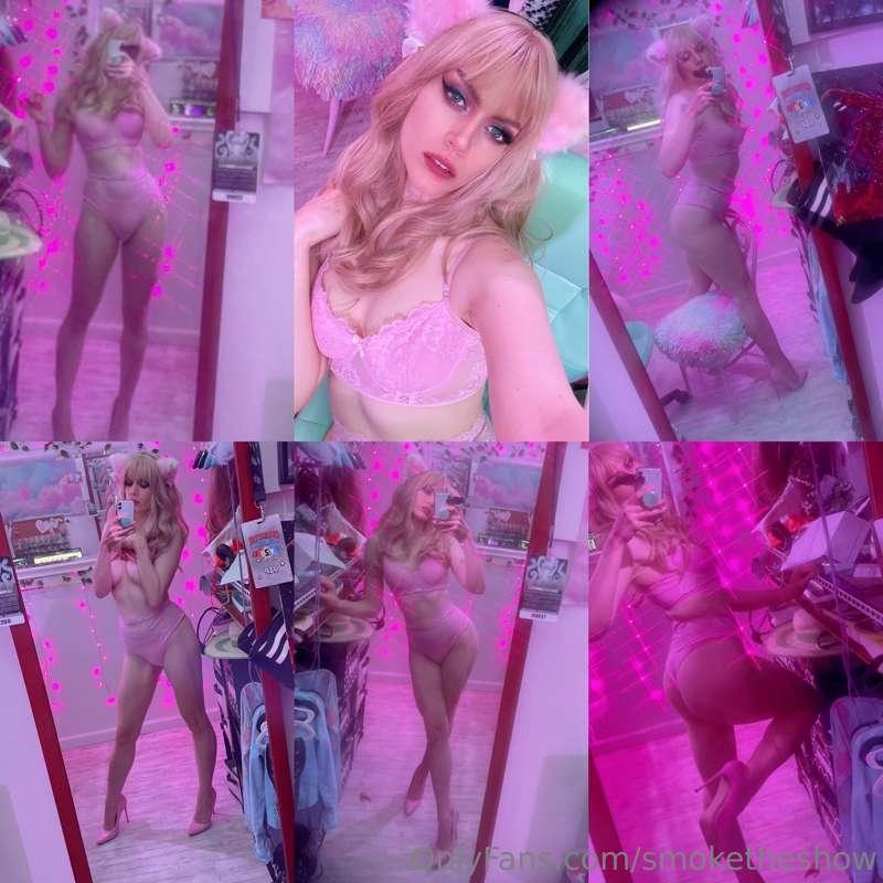 💖pretty in pink💖 i love playing with my blonde wig (fully to..