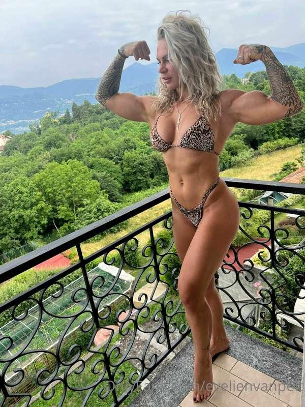 In Italy 🇮🇹 , doing all kinds of crazy stuff 😳