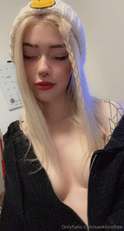 Blonde dlc unlocked :3