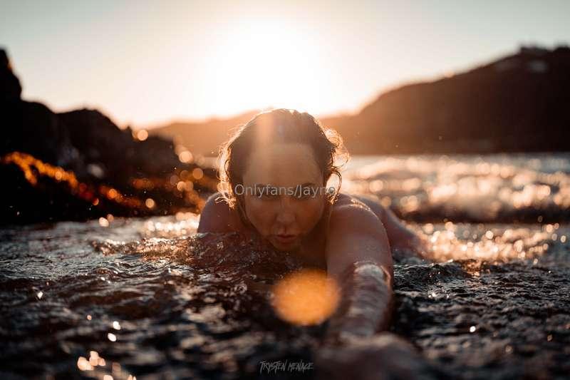 What would you name this photo? I’ll reply to my favorite.📣5..