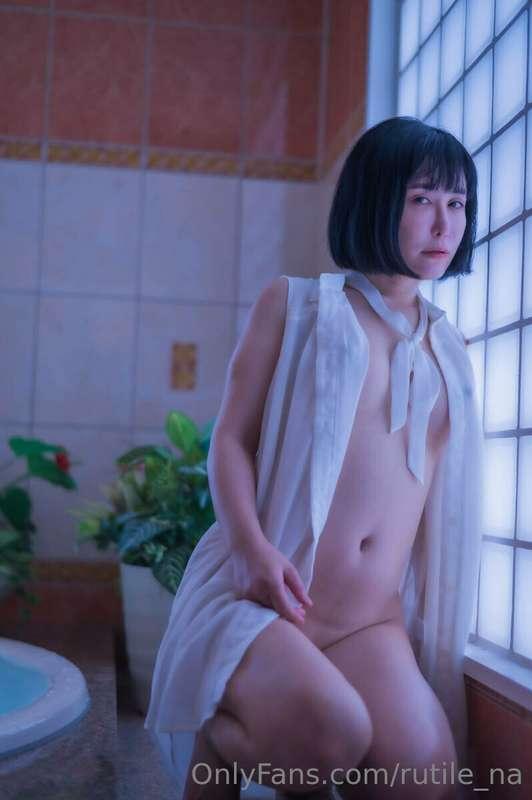 おはようございます、また床で寝てしまいました😭😭不眠症がやばすぎます。