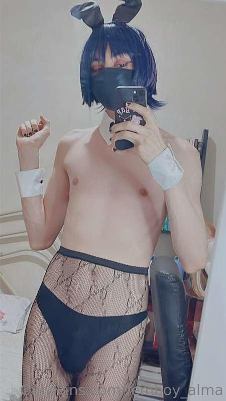 femboy_alma image #2