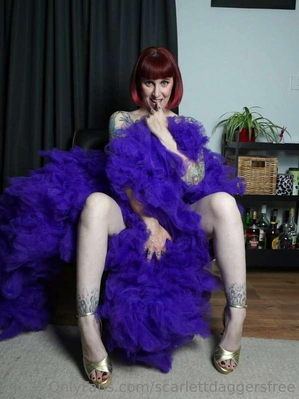 I have much more fun over on my VIP page.  Won't you join me..
