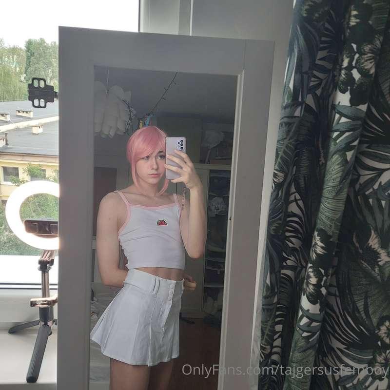 i bought new clothes todayyy 💗💗