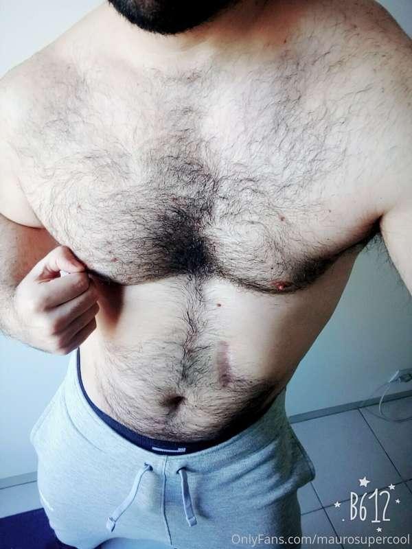 Les gusta jugar con los pezones 😏😋