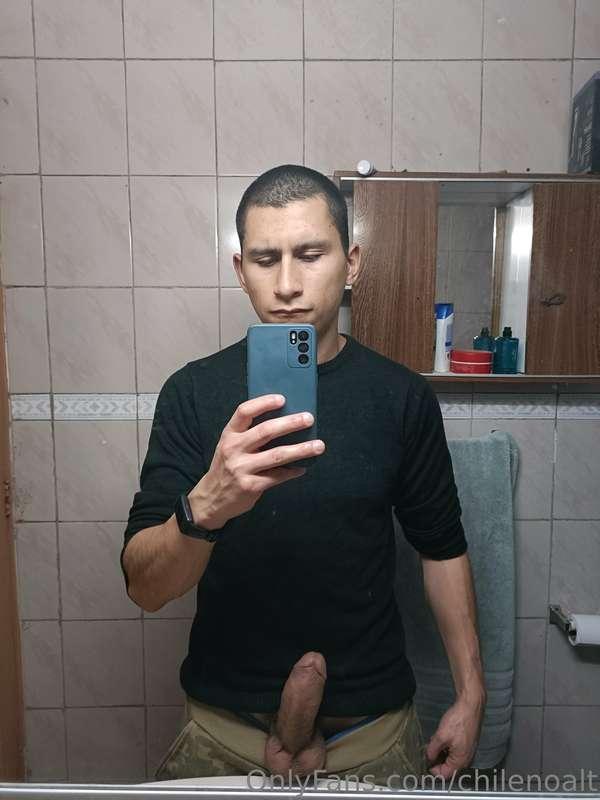 Unas fotitos nuevas en el baño 😈