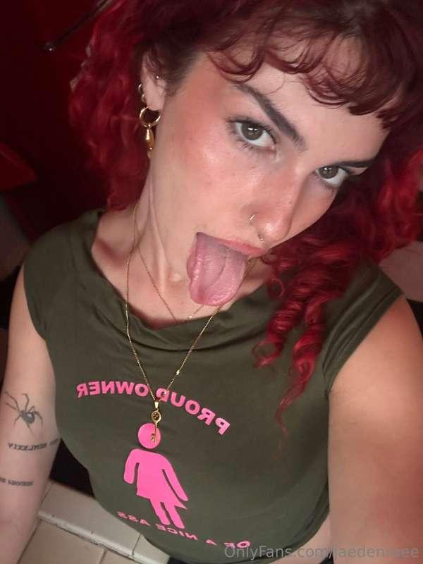 my shirt says PROUD OWNER OF A NICE ASS 🍑 and it literally c..