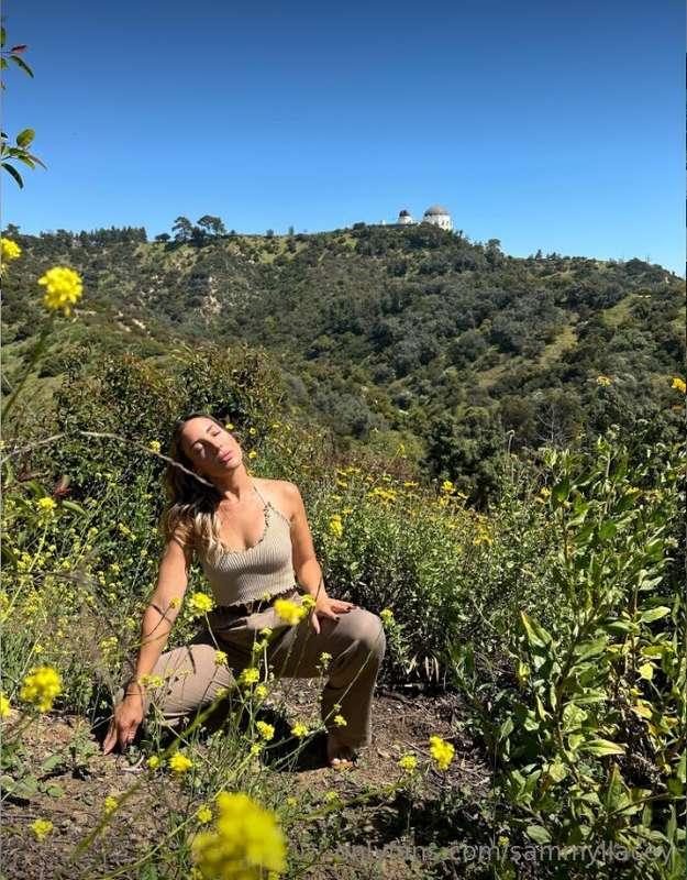 🌼 You can find me in the flower fields 🌼