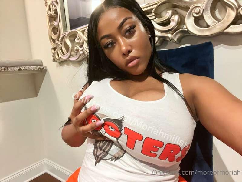 Is this what you meant by 'hooters'?😈