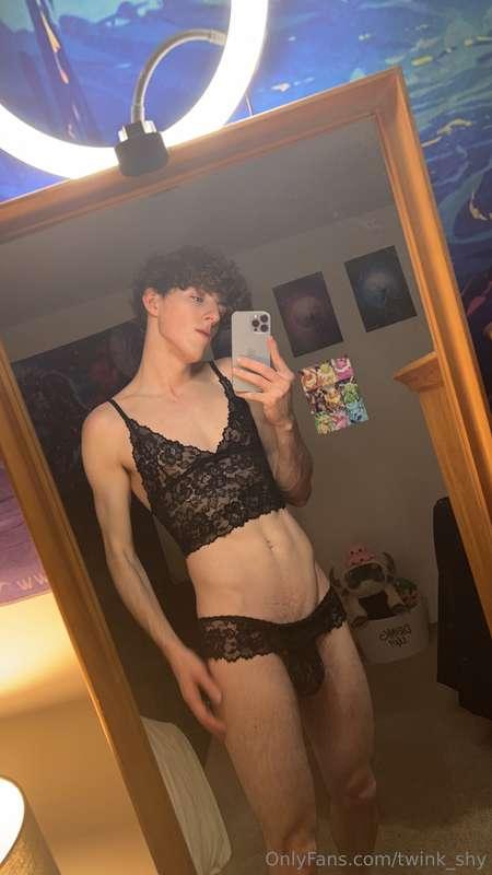 twink_shy image #14