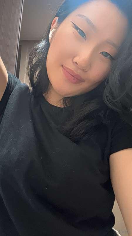 You’re already hard just from this look😏