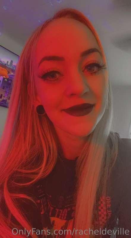 I hope everyone has a great Friday🥰 What’s the plan for this..