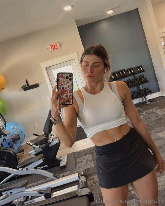 Should I go live Friday??? 