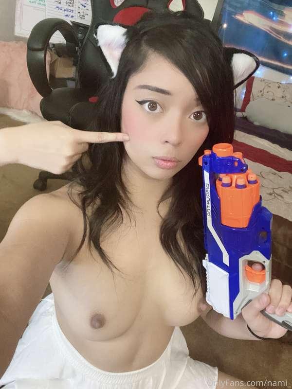 QUESTION! What content do you guys prefer? Answer or I shoot..