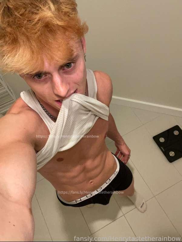henrytastetherainbow image #0