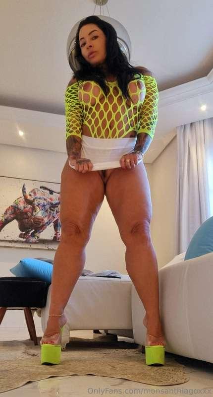 14 days to go until the 50th Anniversary. 🎂🎁🎂🎁 Leave me a ti..