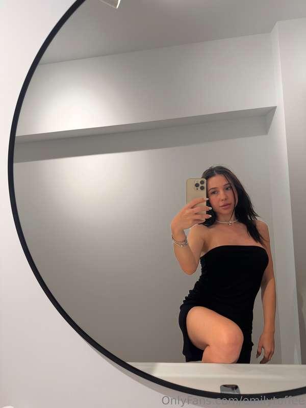 emillytoffee image #0